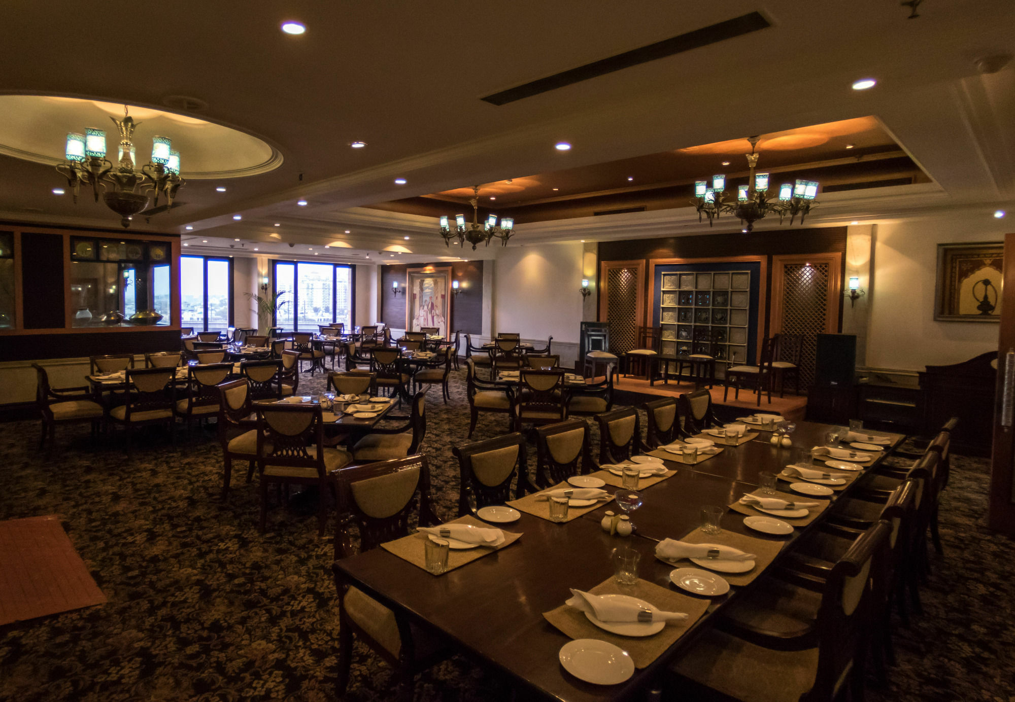 The Bristol Hotel Gurgaon Buitenkant foto